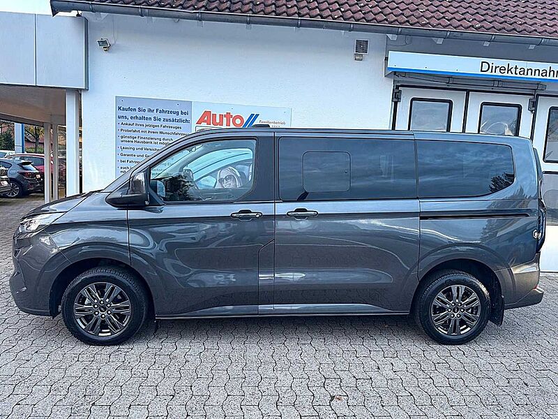 Ford Tourneo Custom Bus 320 L1 Titanium 8-Sitzer