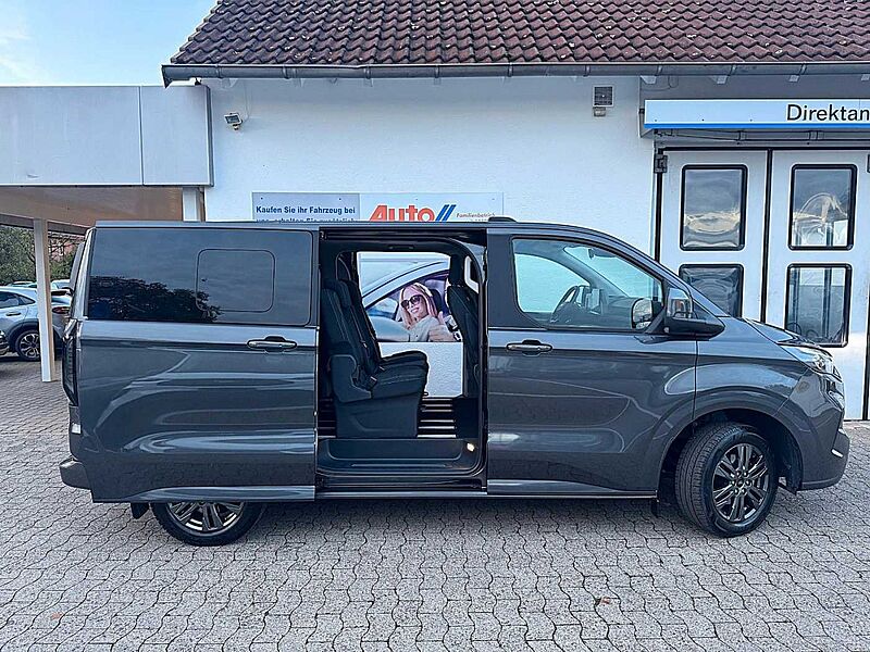 Ford Tourneo Custom Bus 320 L1 Titanium 8-Sitzer